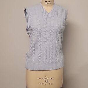 Jantzen Vintage Cable Knit V-Neck Sweater Vest Size L. Baby blue